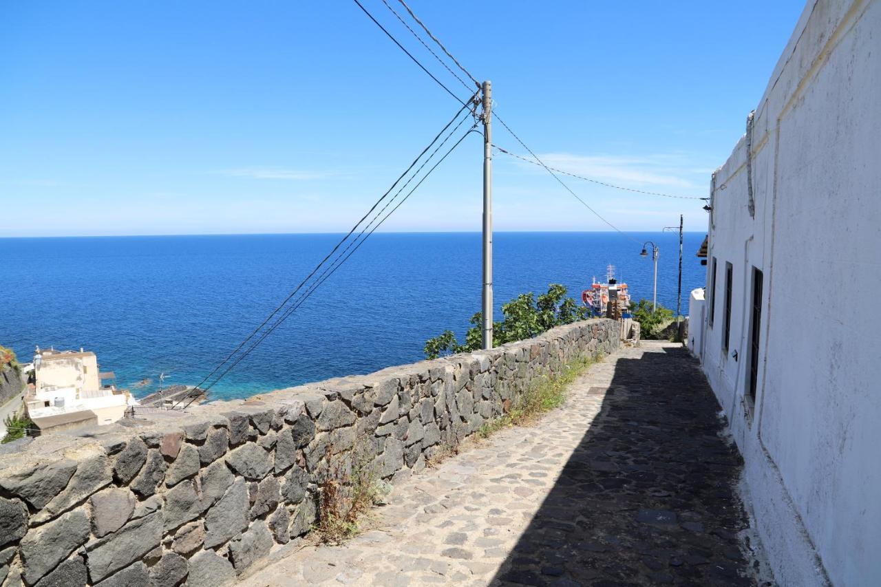 Casa Vacanze Lorenzo Villa Malfa  Exterior foto